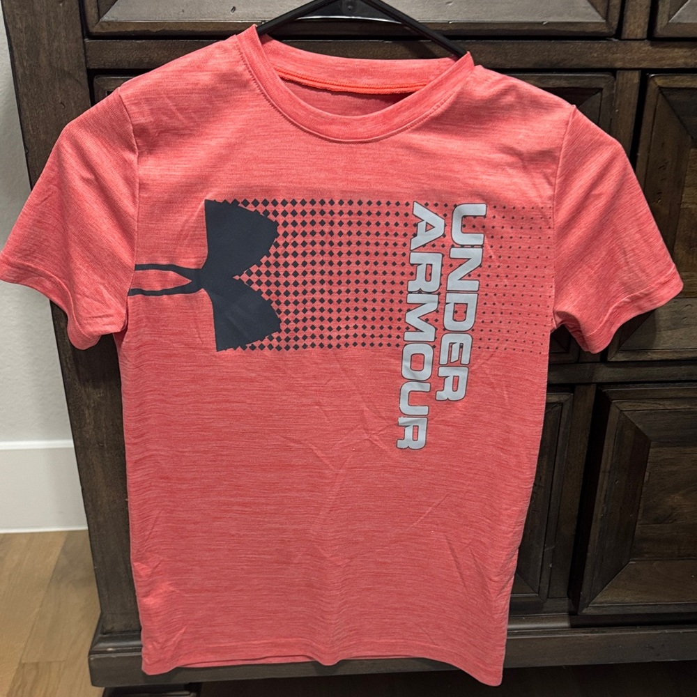 Under Armour Kids Coral Graphic Tee